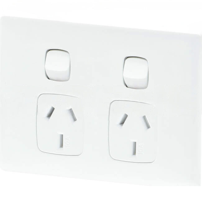 HPM 10 Amp LINEA Double Internal Powerpoint White