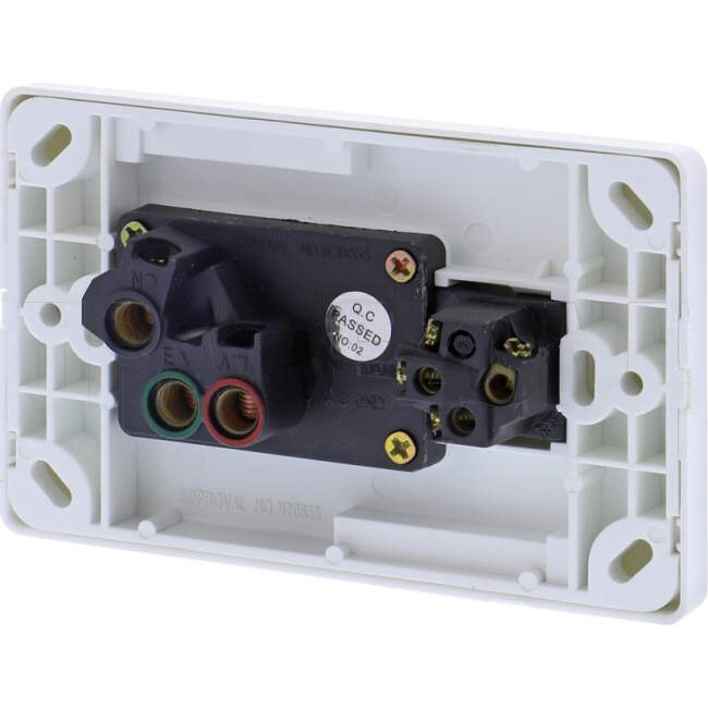 Tesla 10 Amp Single Internal Powerpoint With Extra Switch White