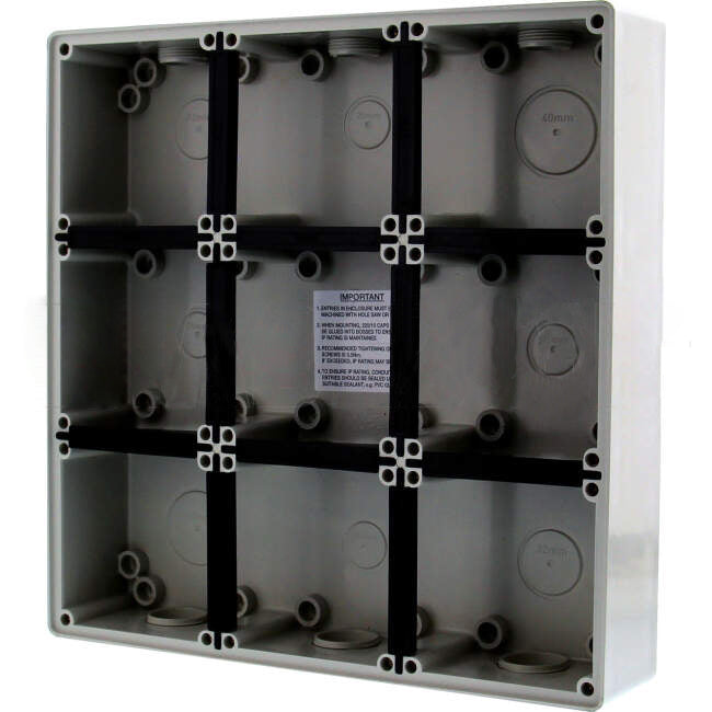 Clipsal 56 SERIES 391mm W x 101mm H x 63mm D Industrial 9 Module Mounting IP66 Enclosure