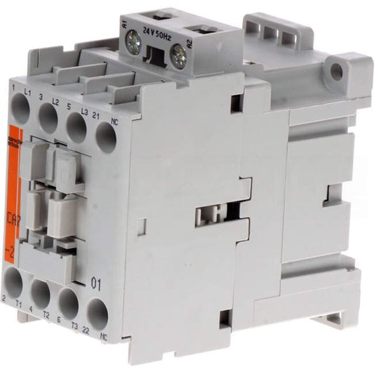 NHP 12 Amp to 32 Amp 3 Pole 11kW Contactor With 24 Volt AC Coil & 1 x N/C Auxiliary Contact