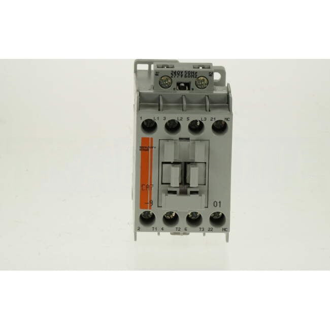 NHP 5 Amp to 32 Amp 3 Pole 4kW Contactor With 240 Volt AC Coil & 1 x N/C Auxiliary Contact