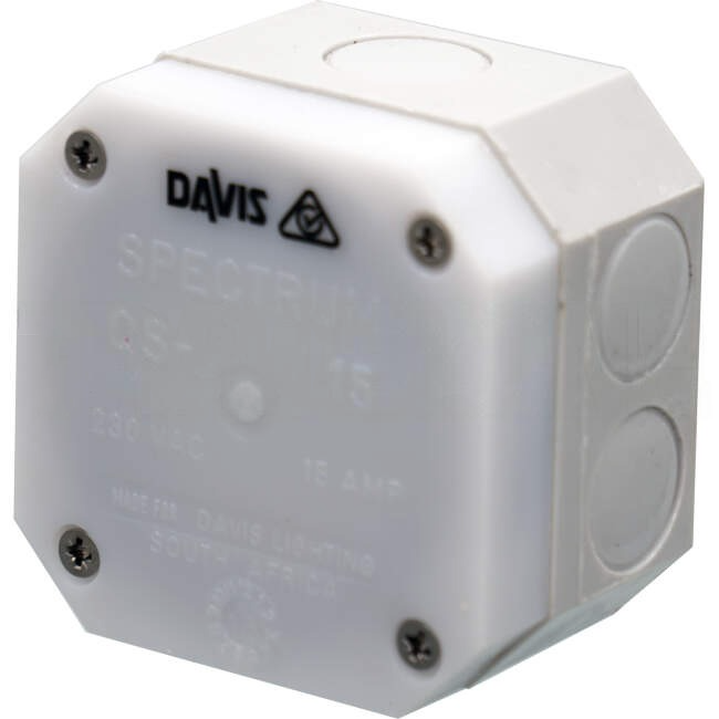 Davis Lighting 15 Amp Weatherproof IP66 Photoelectric Day Night Switch