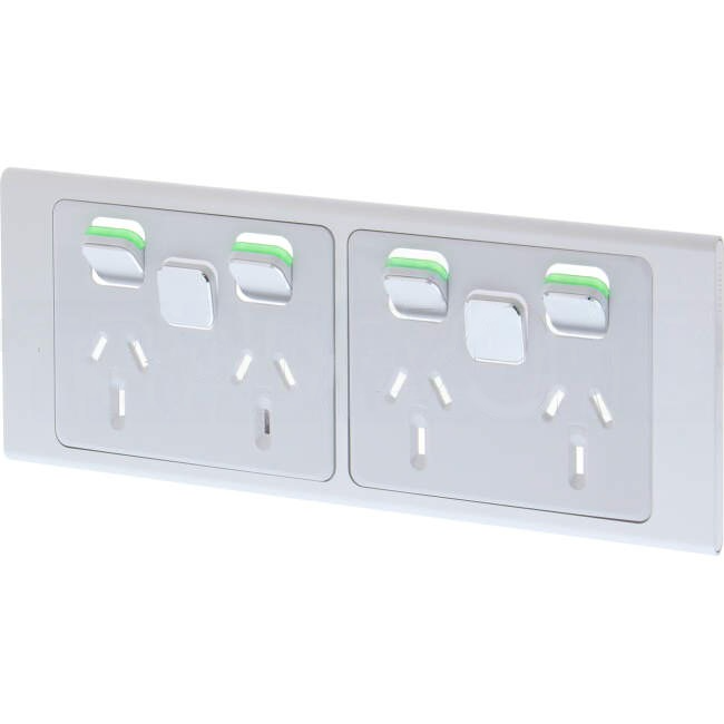 Clipsal 10 Amp STYL Quad Switched Internal Powerpoint Cover Plate With Two Extra Switches Silver