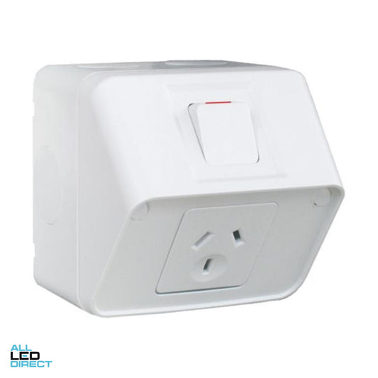 Hager 10 Amp WEATHERPROOF Single Switched Weatherproof Powerpoint White