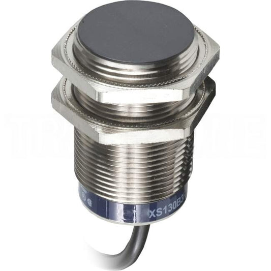 Schneider Inductive Sensor Cylindrical M30 x 62mm 24-240 Volt AC/DC 15mm Sensing Distance